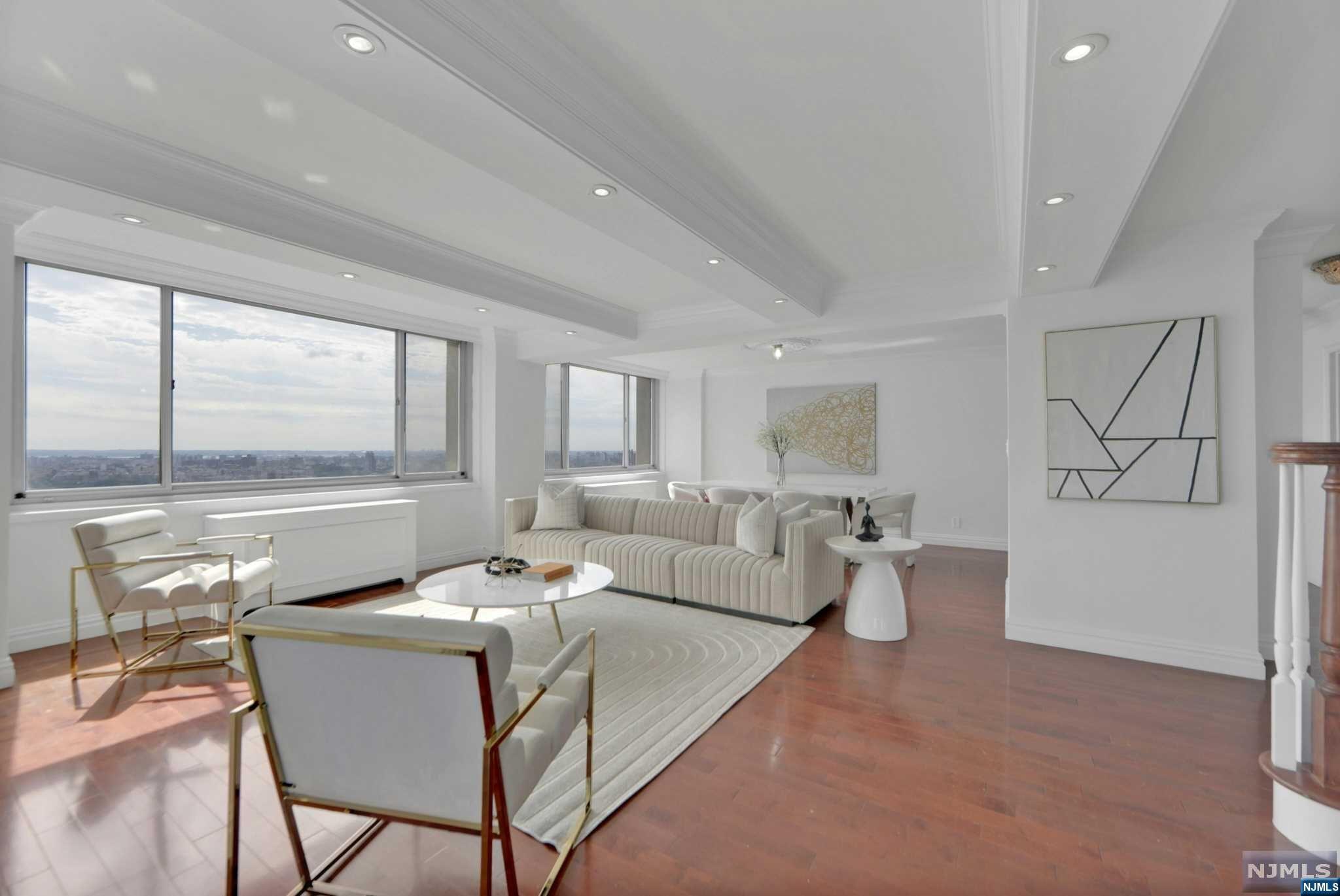 $799,000 Co-op