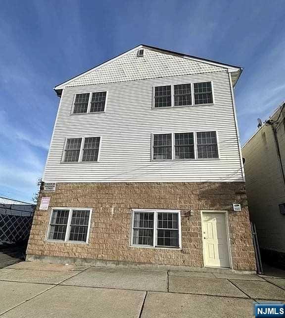 $289,900 Condo