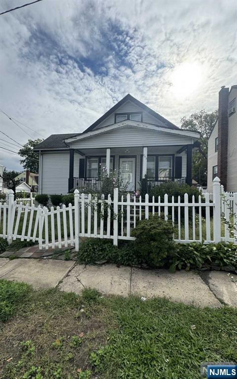 $449,000 Colonial