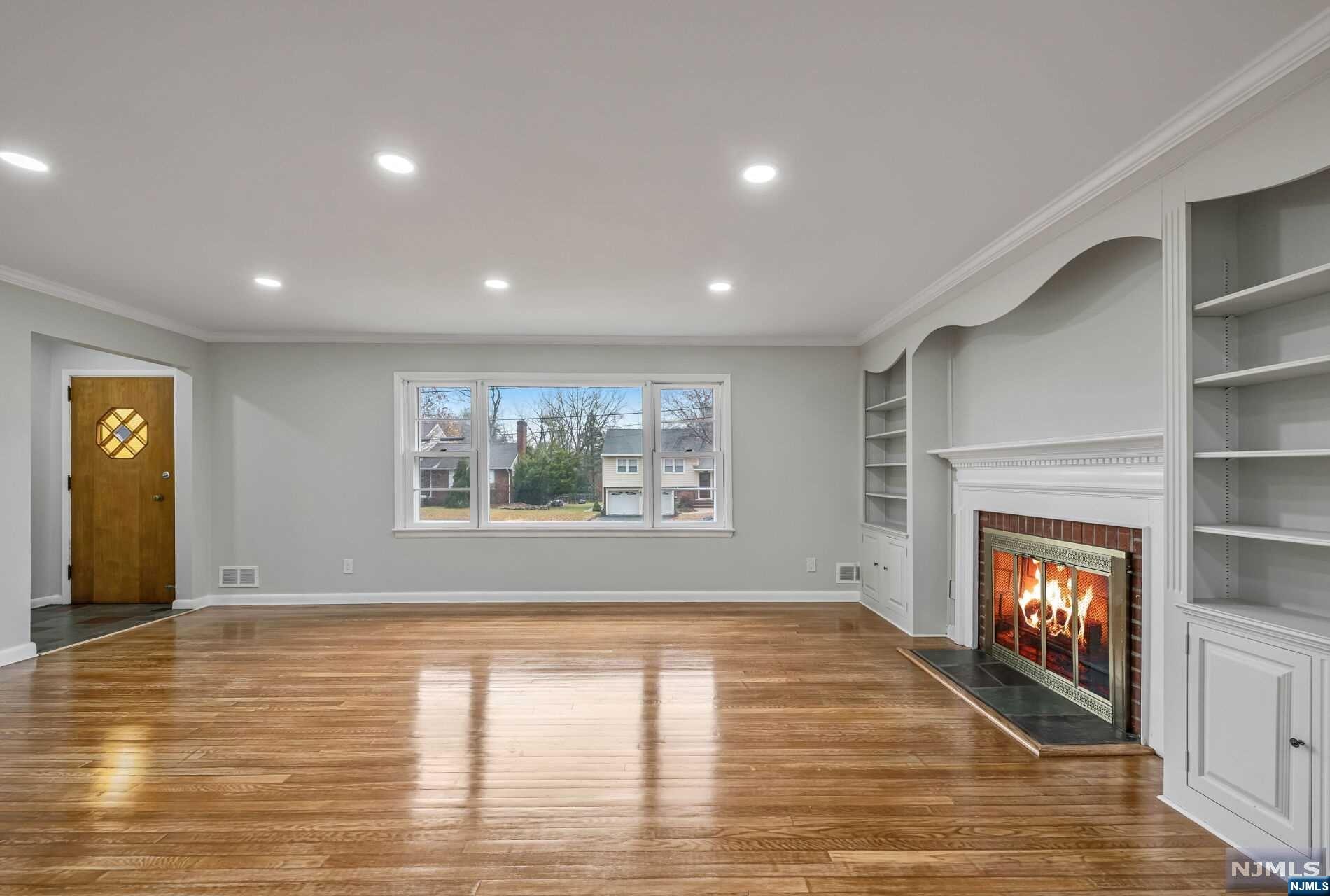 164 Jeffer, Ridgewood, NJ 07450 Listing Photo  11