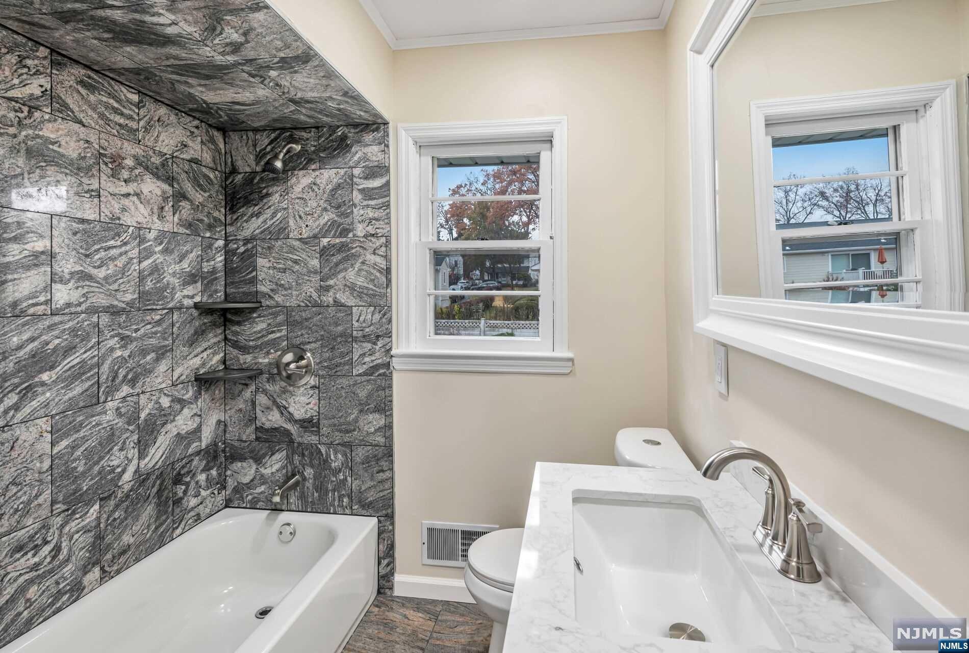 164 Jeffer, Ridgewood, NJ 07450 Listing Photo  17