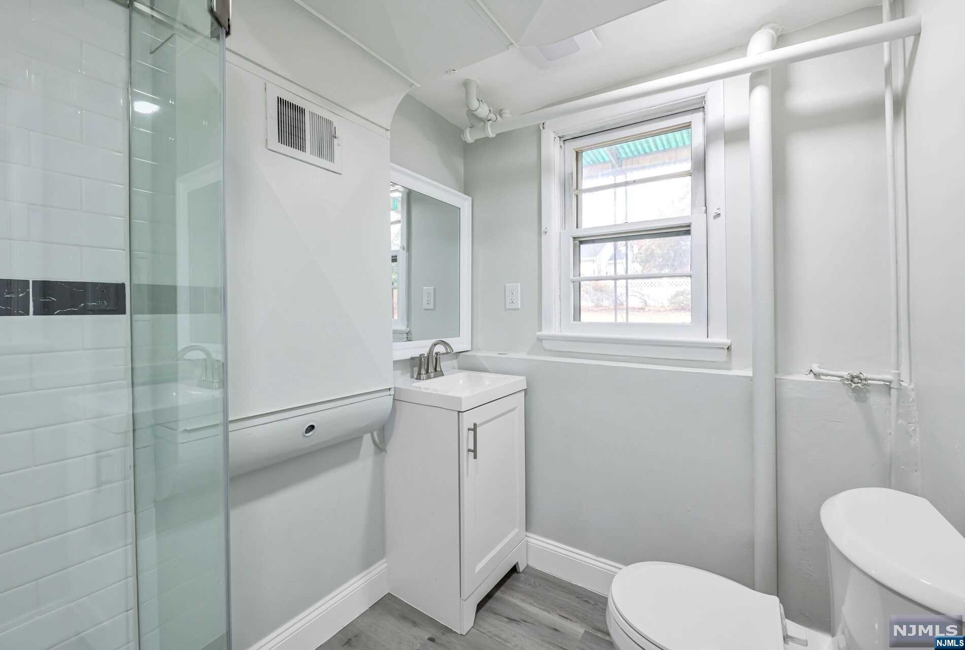 164 Jeffer, Ridgewood, NJ 07450 Listing Photo  22