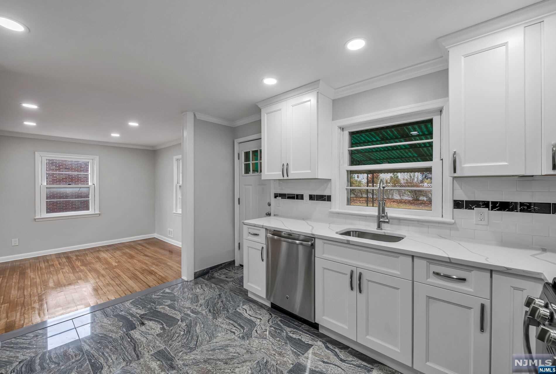 164 Jeffer, Ridgewood, NJ 07450 Listing Photo  8