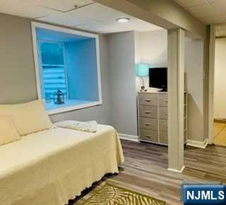 2ND VIEW LIVING RM/BR