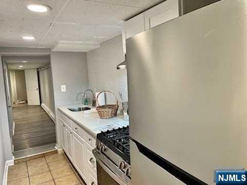 2ND VIEW OF NEW KITCHEN