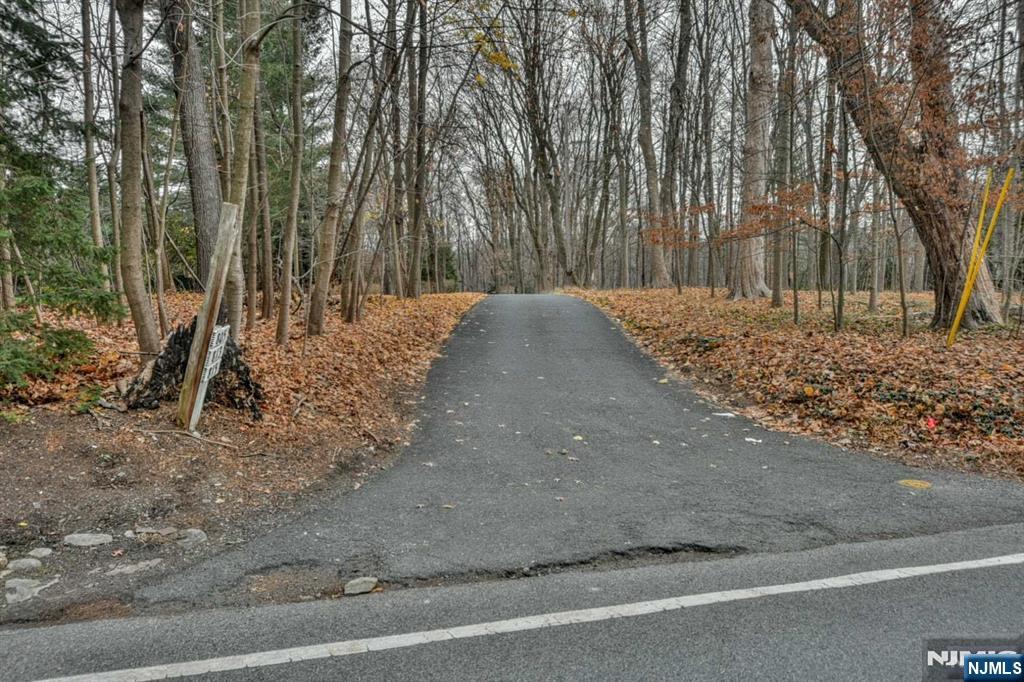 Homes for sale in Ho Ho Kus, NJ | 813 E Saddle River Rd, Ho Ho Kus, NJ 07423 | MLS# 24038385