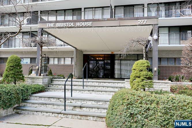 Homes for sale in Hackensack, NJ | 277 Prospect Ave #4A, Hackensack, NJ 07601 | MLS# 24039123