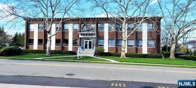 ENGLEWOOD CLIFFS Properties