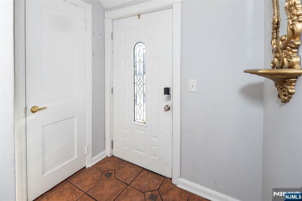 Homes for sale in Union, NJ | 127 Orchard Ter, Union, NJ 07083 | MLS# 25001277