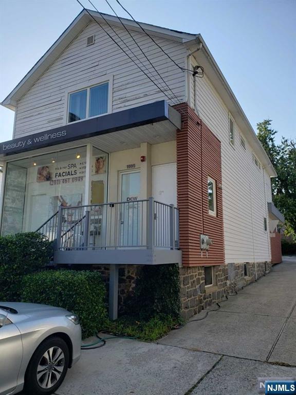 Homes for sale in Fort Lee, NJ | 1605 Center Ave, Fort Lee, NJ 07024 | MLS# 25001702