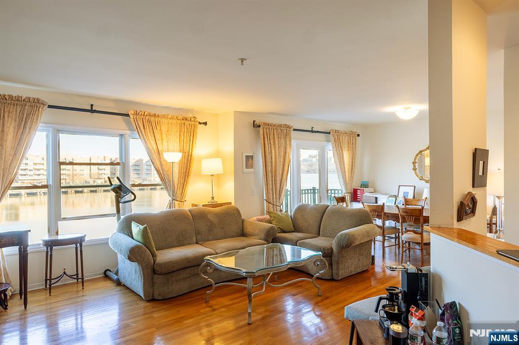 $659,000 Condo