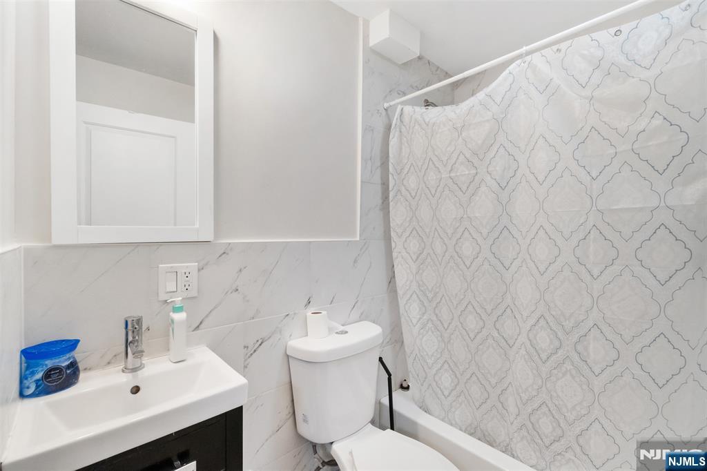 Homes for sale in Orange, NJ | 536 Joyce St, Orange, NJ 07050 | MLS# 25002596