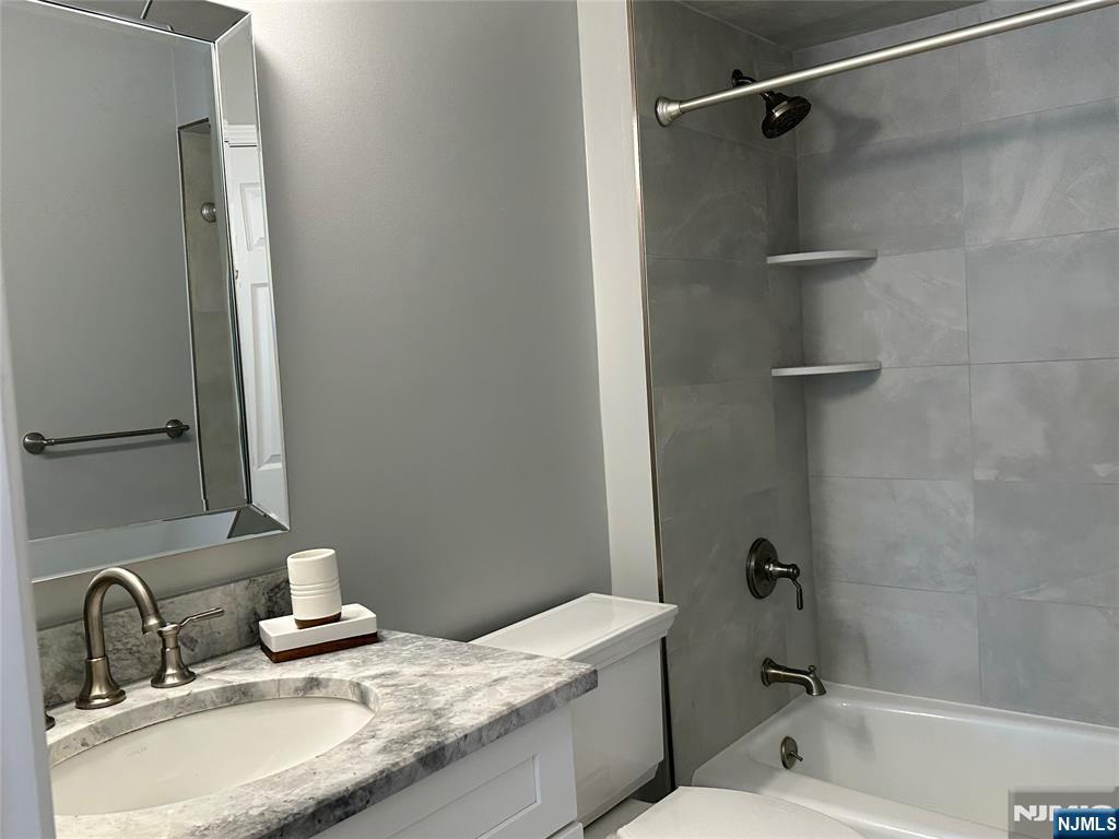 386 Cambridge, Ramsey, NJ 07446 Listing Photo  13