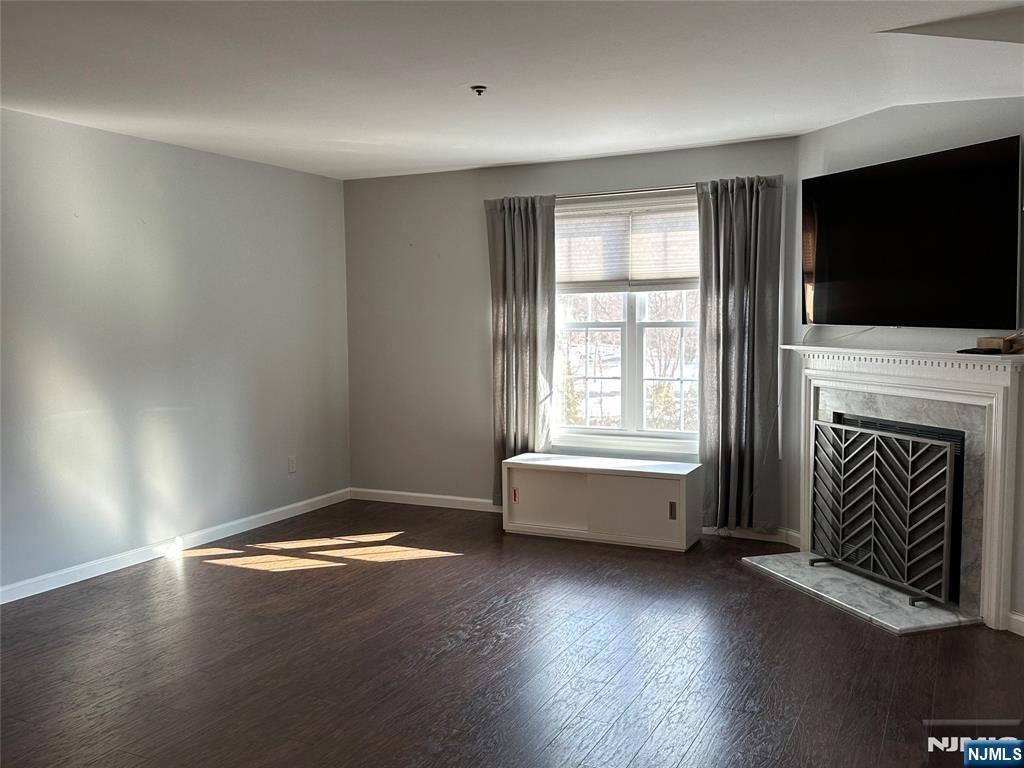 386 Cambridge, Ramsey, NJ 07446 Listing Photo  4