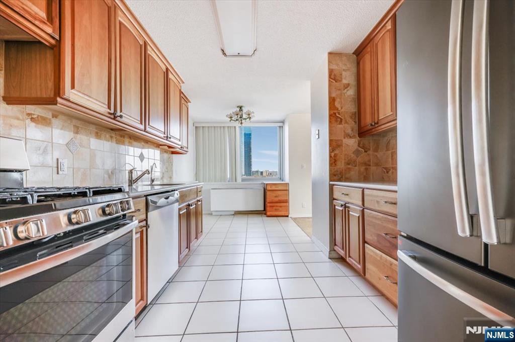 MLS Number 25003226 - 2 bed,2 bath, Condo/Coop/Townhouse Property for ...