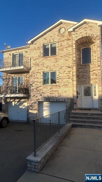 HACKENSACK Properties