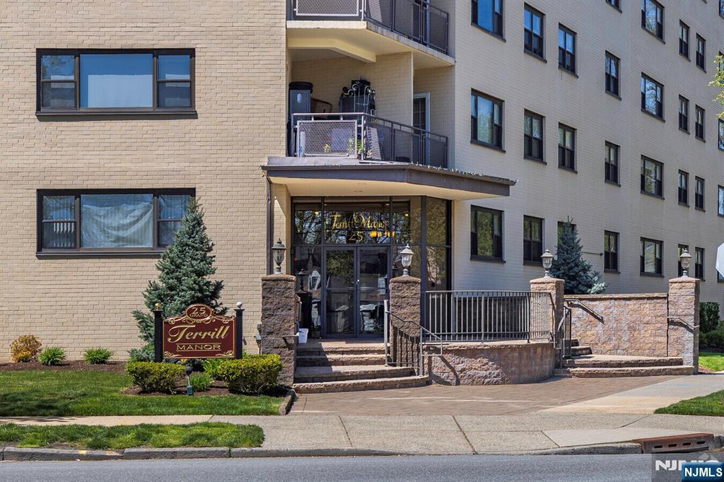 HACKENSACK Properties
