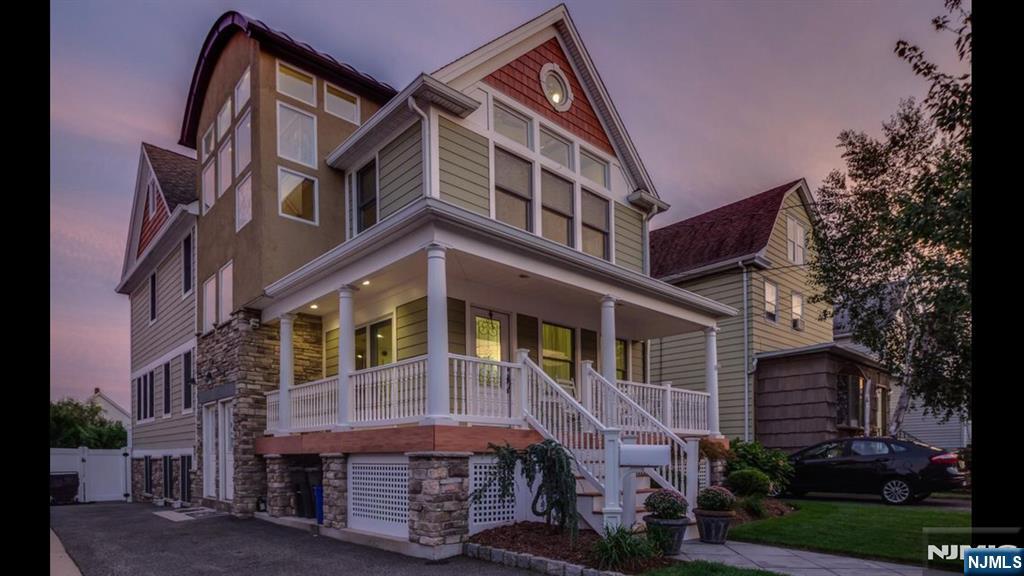 LYNDHURST Properties