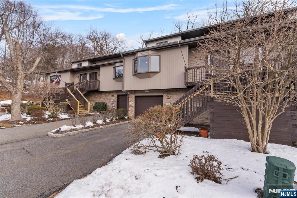 42 Peach Hill Court Ramsey NJ 07446 Active