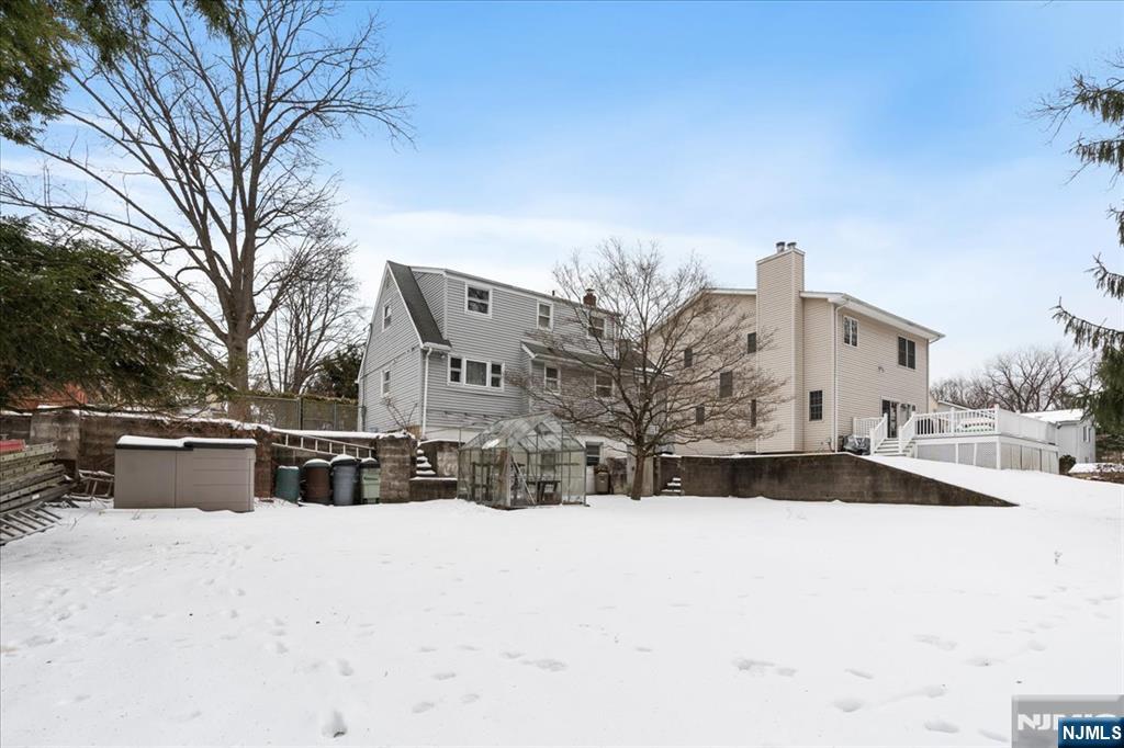 Homes for sale in Dumont, NJ | 201 Dixon, Dumont, NJ 07628 | MLS# 25004921