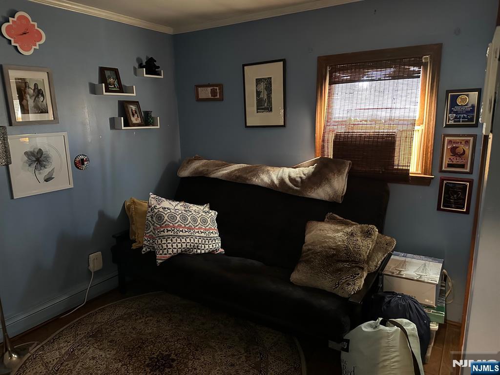 FIRST FLOOR DEN