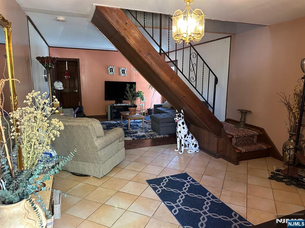 FIRST FLOOR FAMILY ROOM