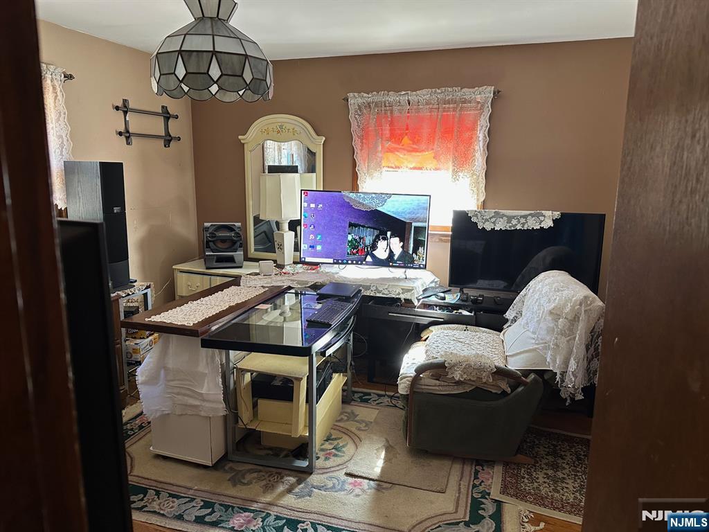 SECOND FLOOR BEDROOM/OFFICE