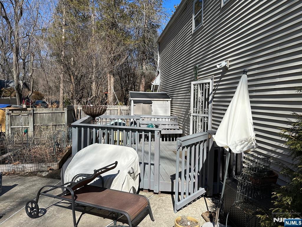 BACK DECK