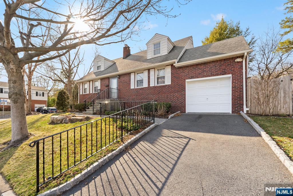 TEANECK Properties
