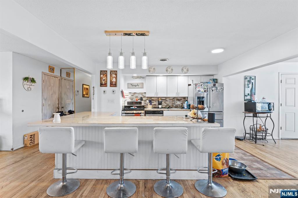 Homes for sale in Secaucus, NJ | 40 Valley Ct, Secaucus, NJ 07094 | MLS# 25005992