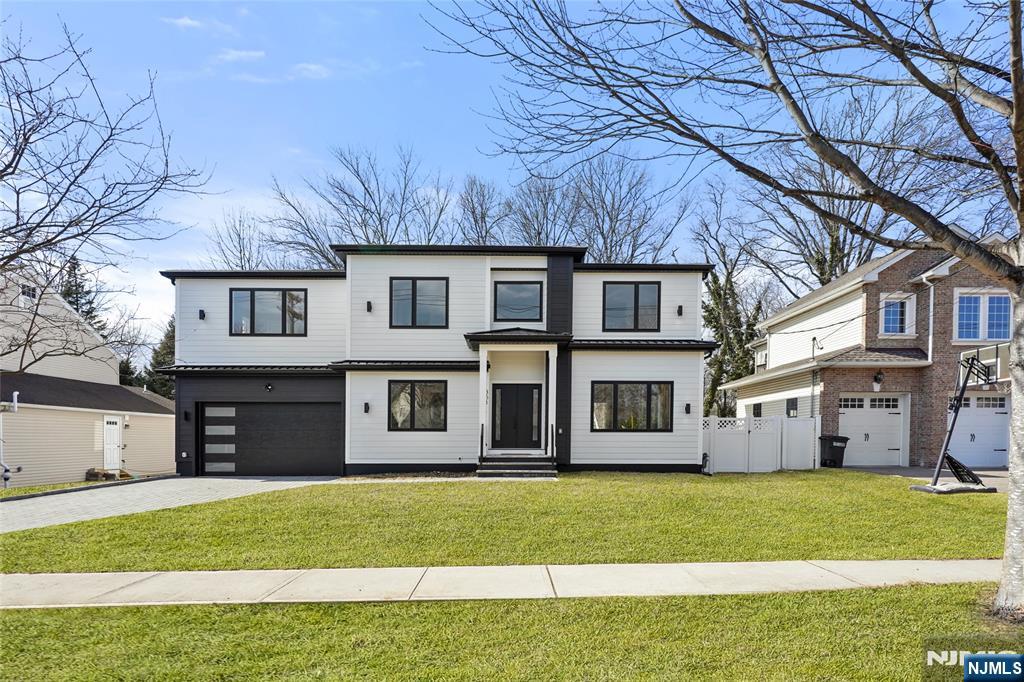 RIVER EDGE Properties