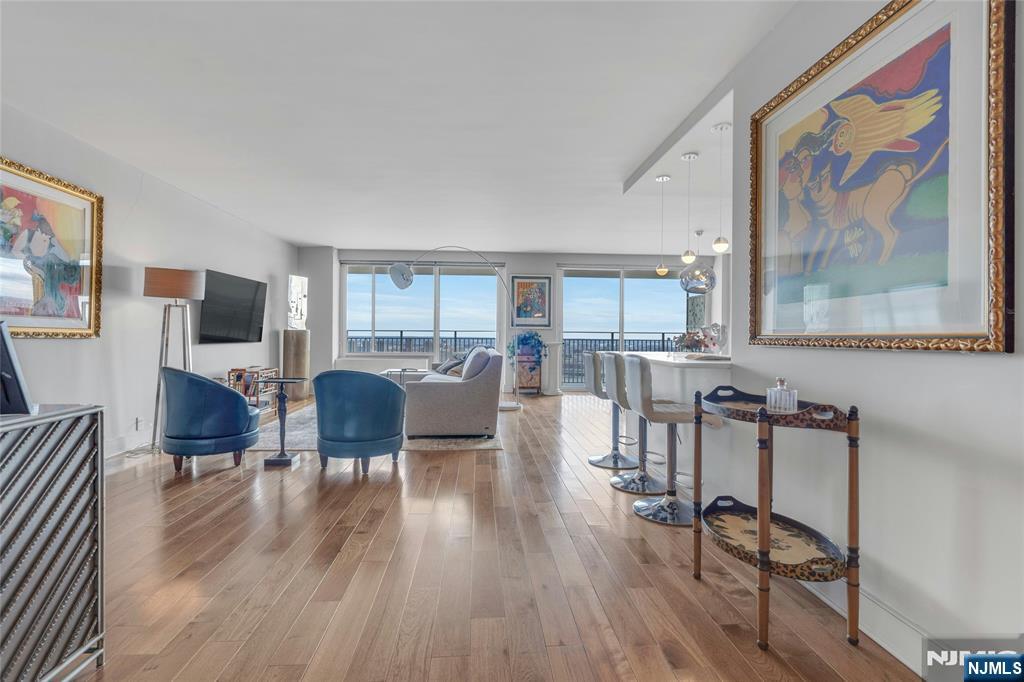 $495,000 Co-op