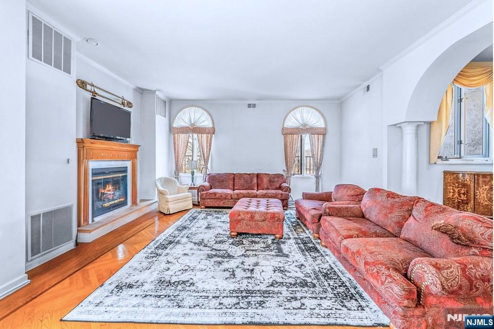 Homes for sale in Boonton Township, NJ | 390 Powerville Rd, Boonton Township, NJ 07005 | MLS# 25006610