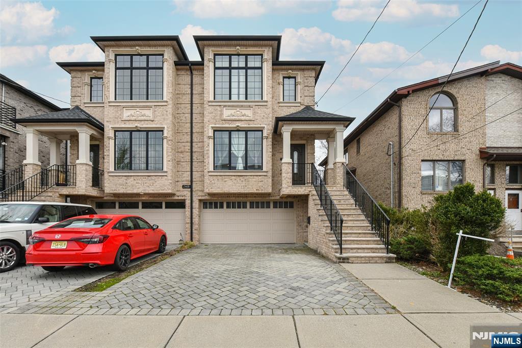 $1,299,000 Condo