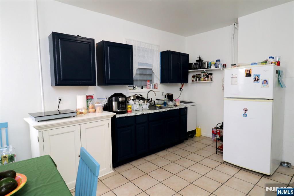 Homes for sale in Newark, NJ | 392 Walnut St, Newark, NJ 07105 | MLS# 25006700