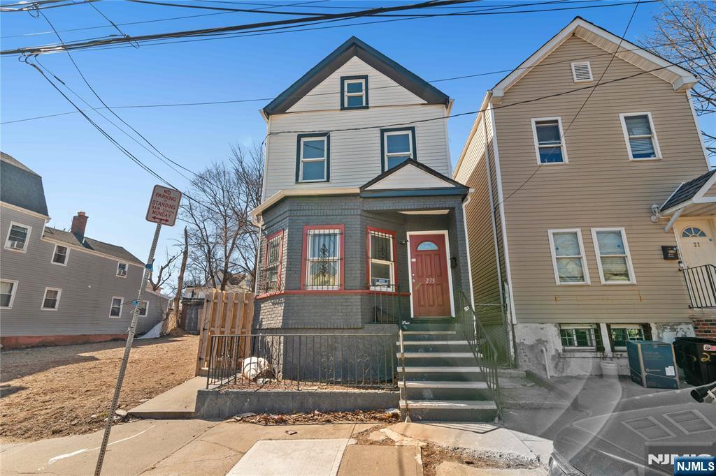 $340,000 Colonial