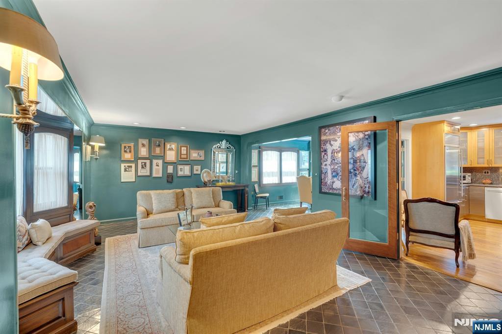 Homes for sale in Emerson, NJ | 59 Colonial Rd, Emerson, NJ 07630 | MLS# 25006756