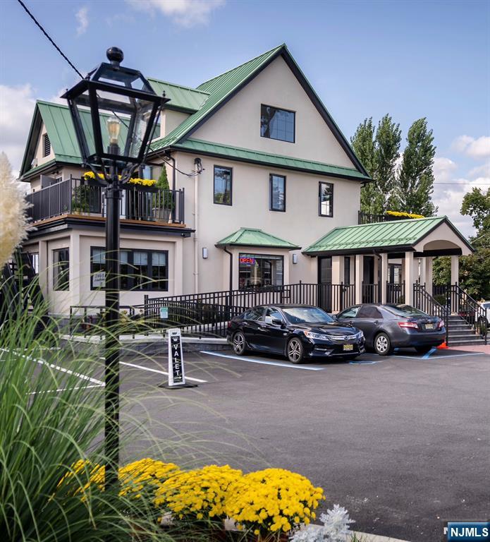 ENGLEWOOD CLIFFS Properties