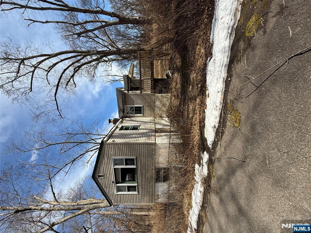 Homes for sale in Wayne, NJ | 2 Brookside Rd, Wayne, NJ 07470 | MLS# 25007343