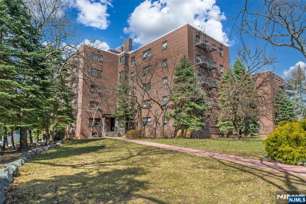 FORT LEE Properties