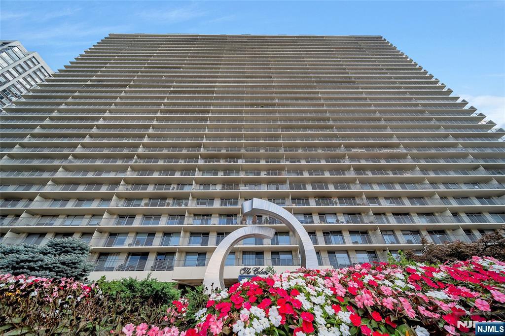 $525,000 Co-op