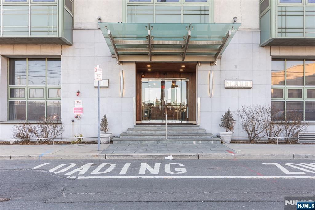 $529,000 Condo