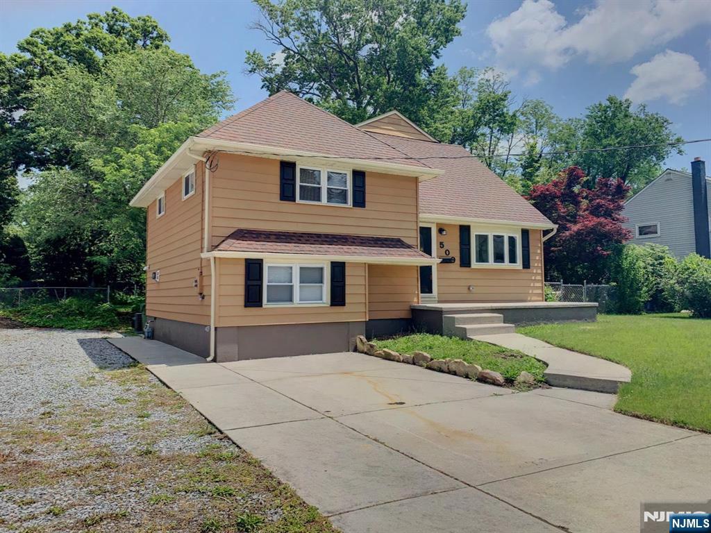 Homes for sale in Pitman, NJ | 509 Spruce Ave, Pitman, NJ 08071 | MLS# 25007626