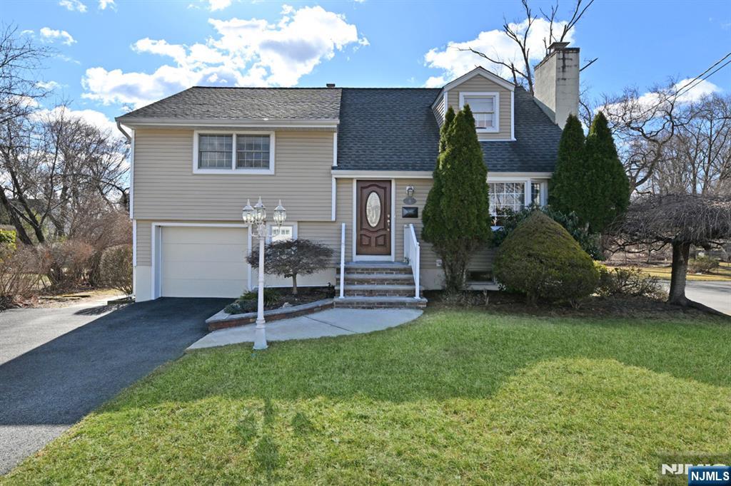 MLS Number 25007801 3 bed 2 bath Residential Property for $648 000