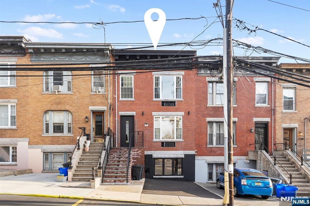 EDGEWATER Properties