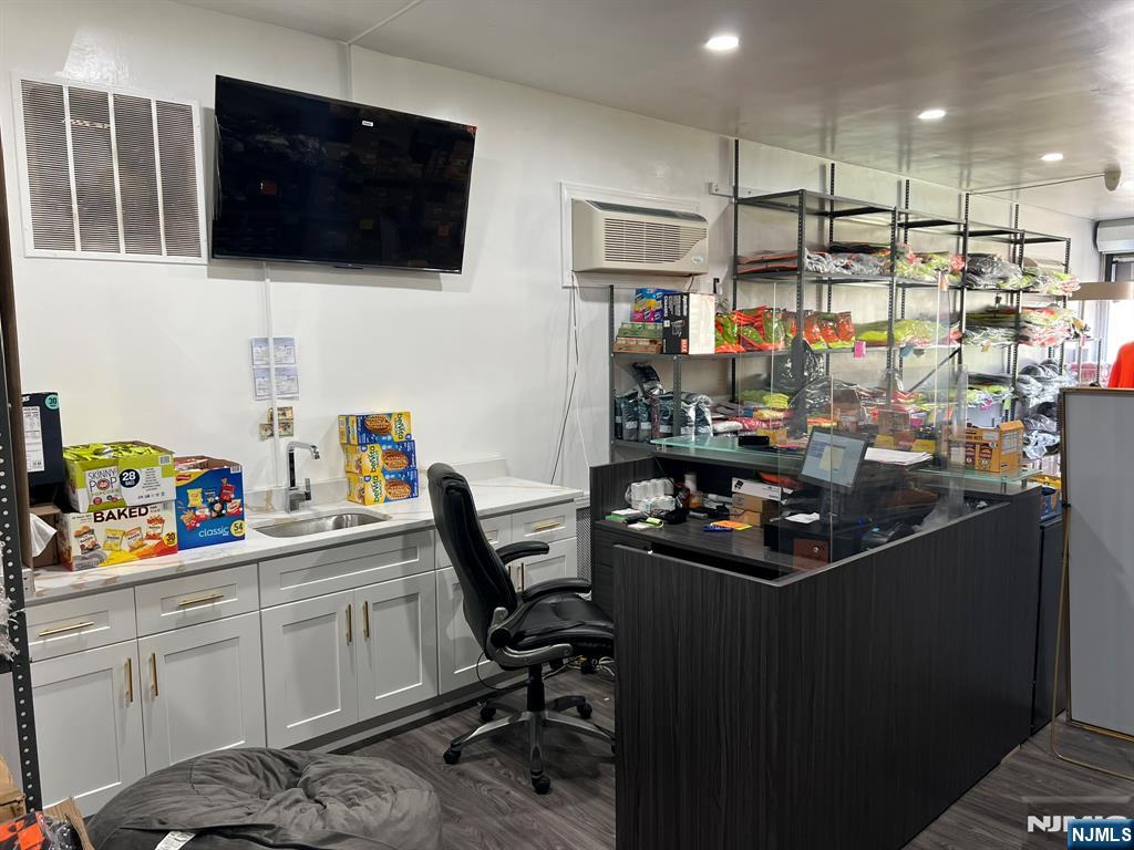 Homes for sale in Hasbrouck Heights, NJ | 460 Boulevard, Hasbrouck Heights, NJ 07604 | MLS# 25008235