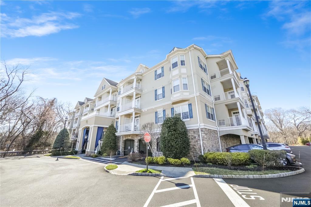 ROCHELLE PARK Properties