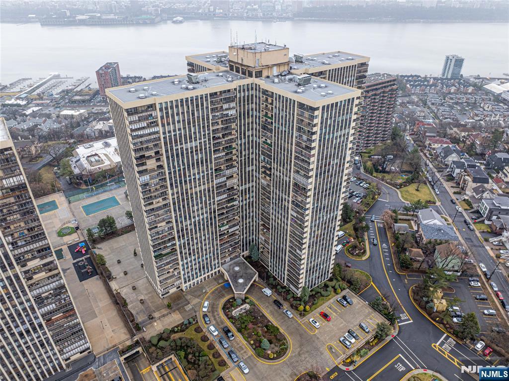 CLIFFSIDE PARK Properties