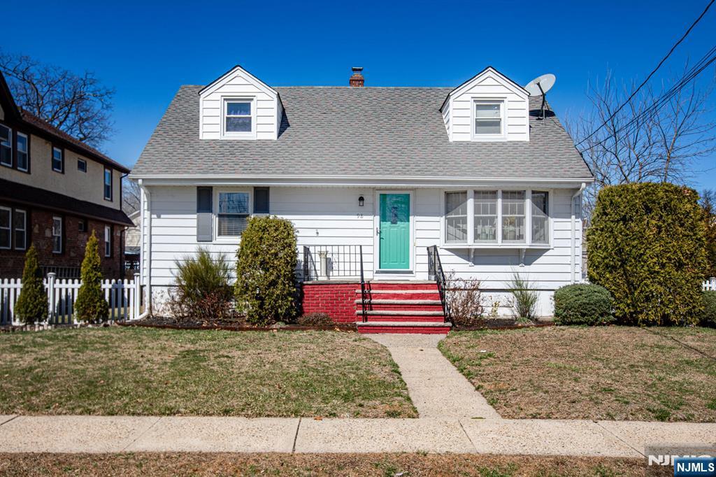 Homes for sale in Dumont, NJ | 98 Mckinley Ave, Dumont, NJ 07628 | MLS# 25008885