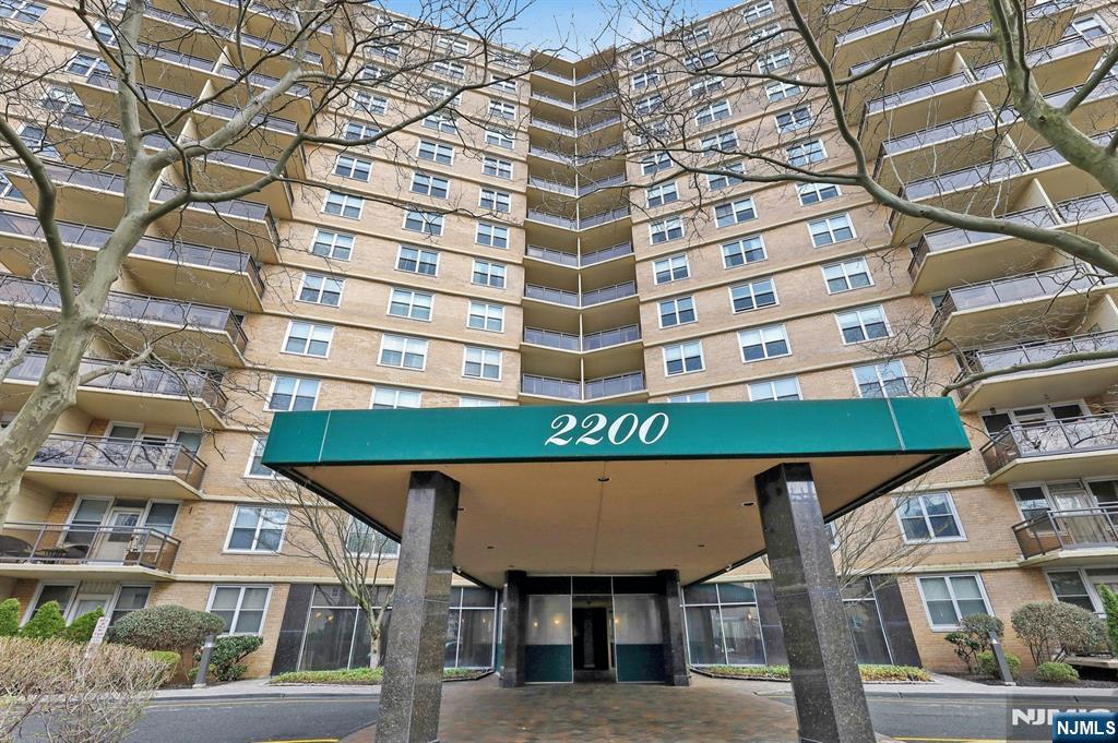 $280,000 Co-op